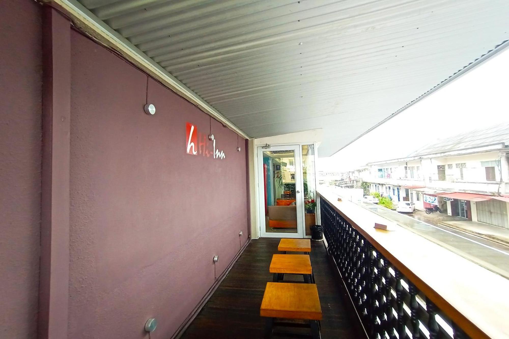 Oyo 90091 Hi Inn Sibu Exterior foto