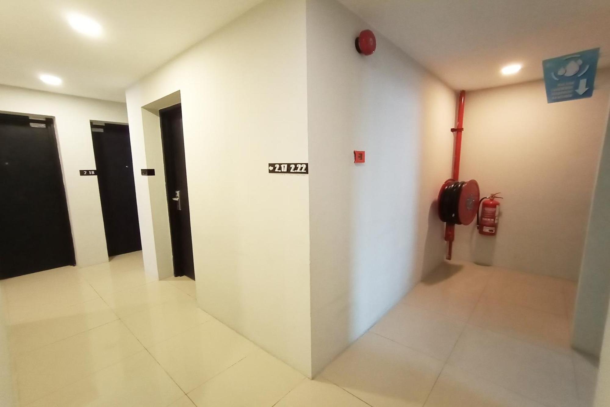 Oyo 90091 Hi Inn Sibu Exterior foto